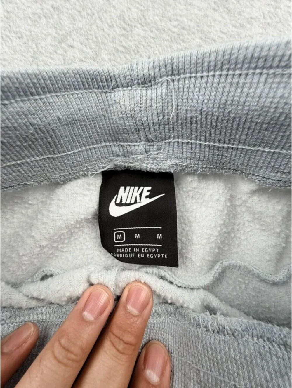 Nike Mens Tech Fleece Joggers Size M Gray Zipper Pocket Athletic Pants